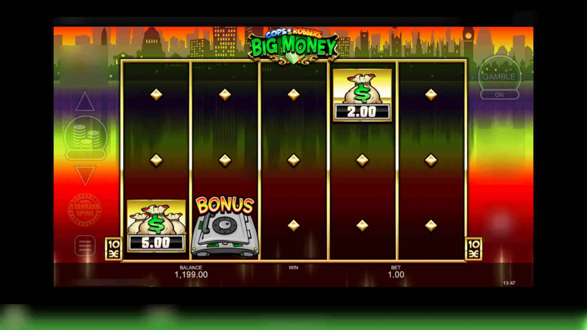 Cops 'n' Robbers Big Money gamble feature